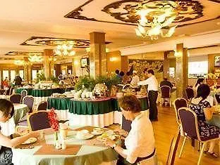 Huong Sen Hotel Ho Chi Minh-stad